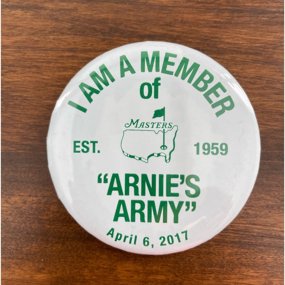 Pin/Button Arnold Palmer VERY RARE in Mint condition